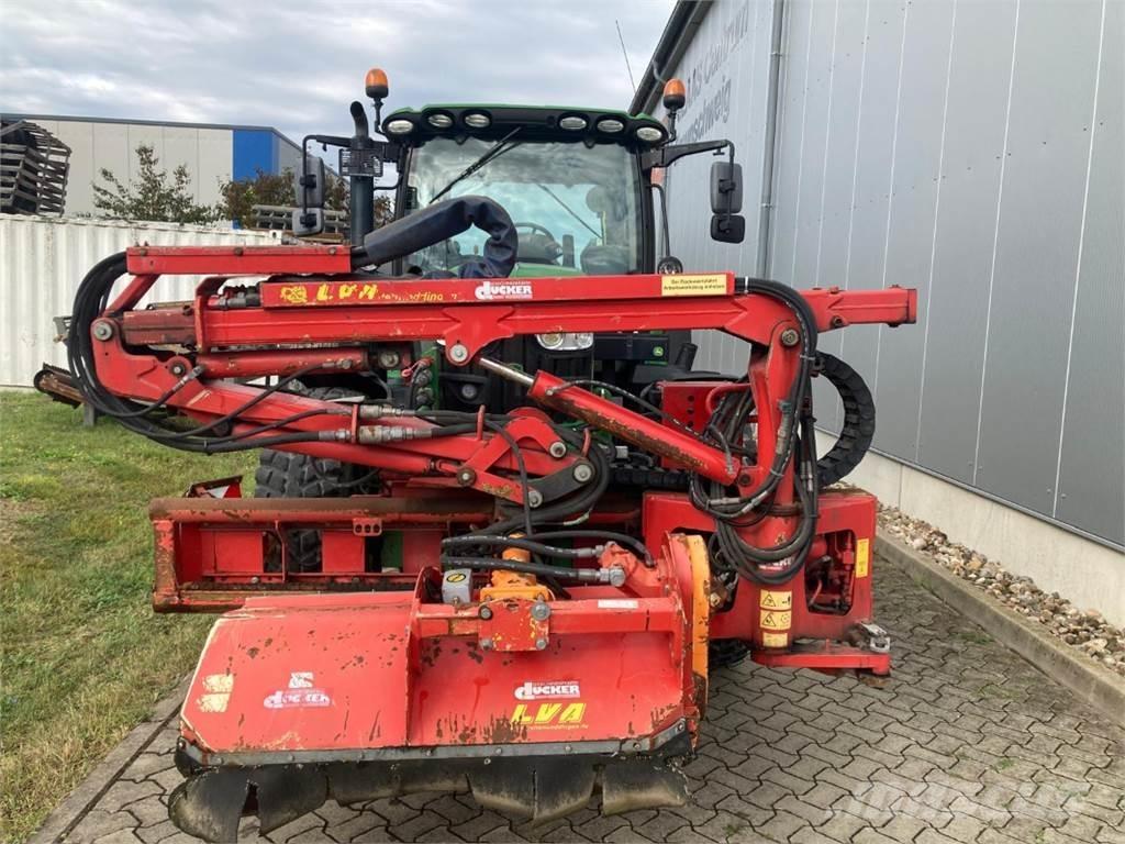 John Deere 6110R Traktori