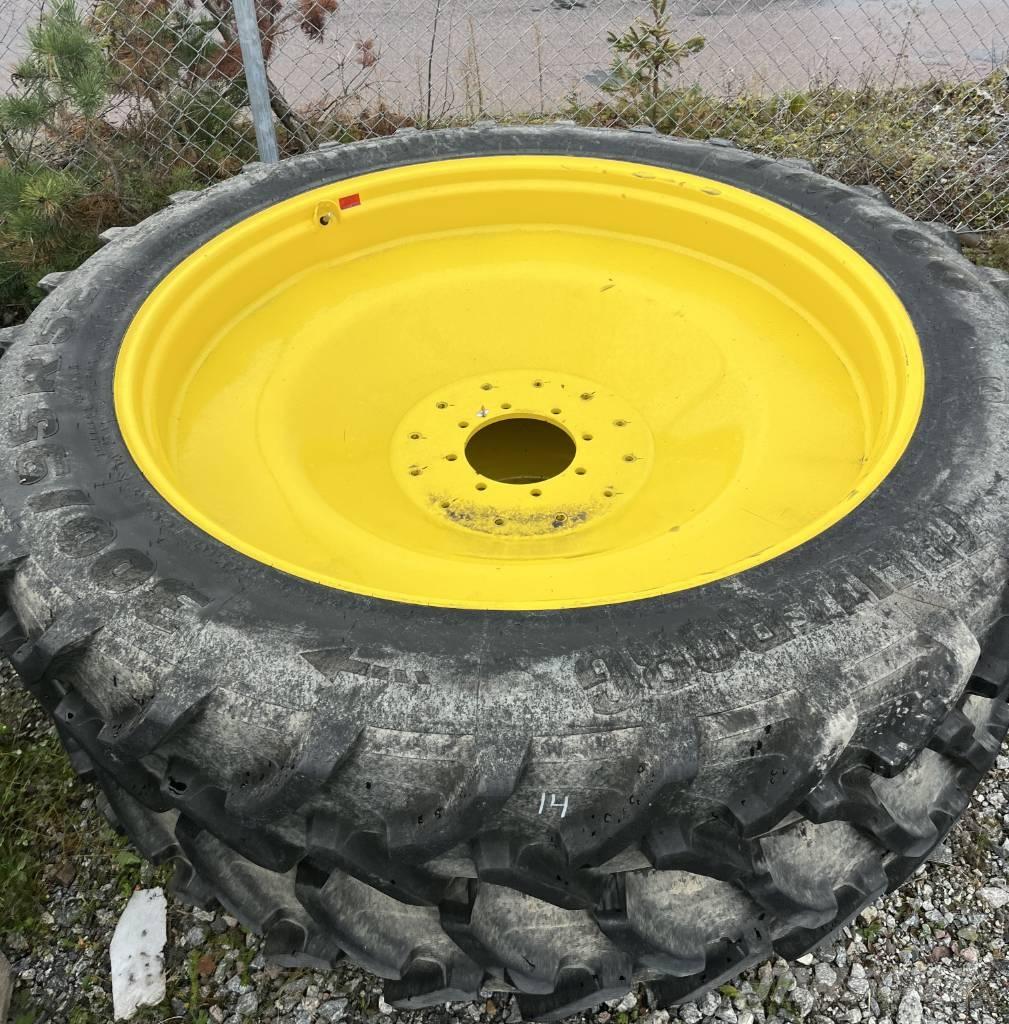 Trelleborg 300/95R52 Gume, kotači i naplatci