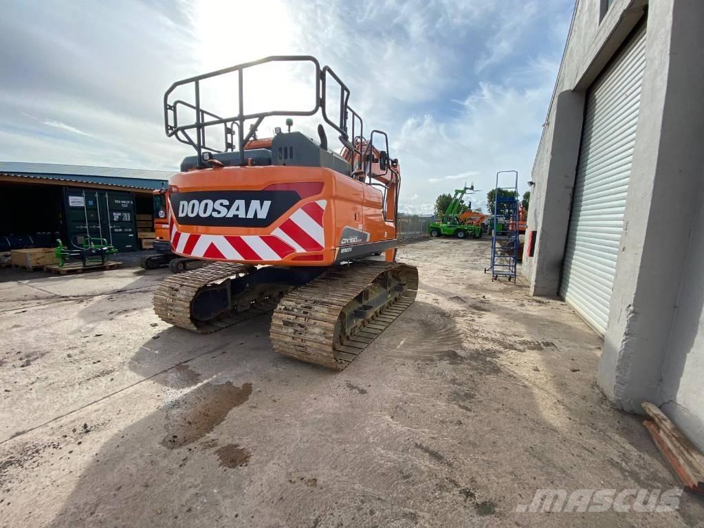 Doosan DX 160 LC Bageri gusjeničari