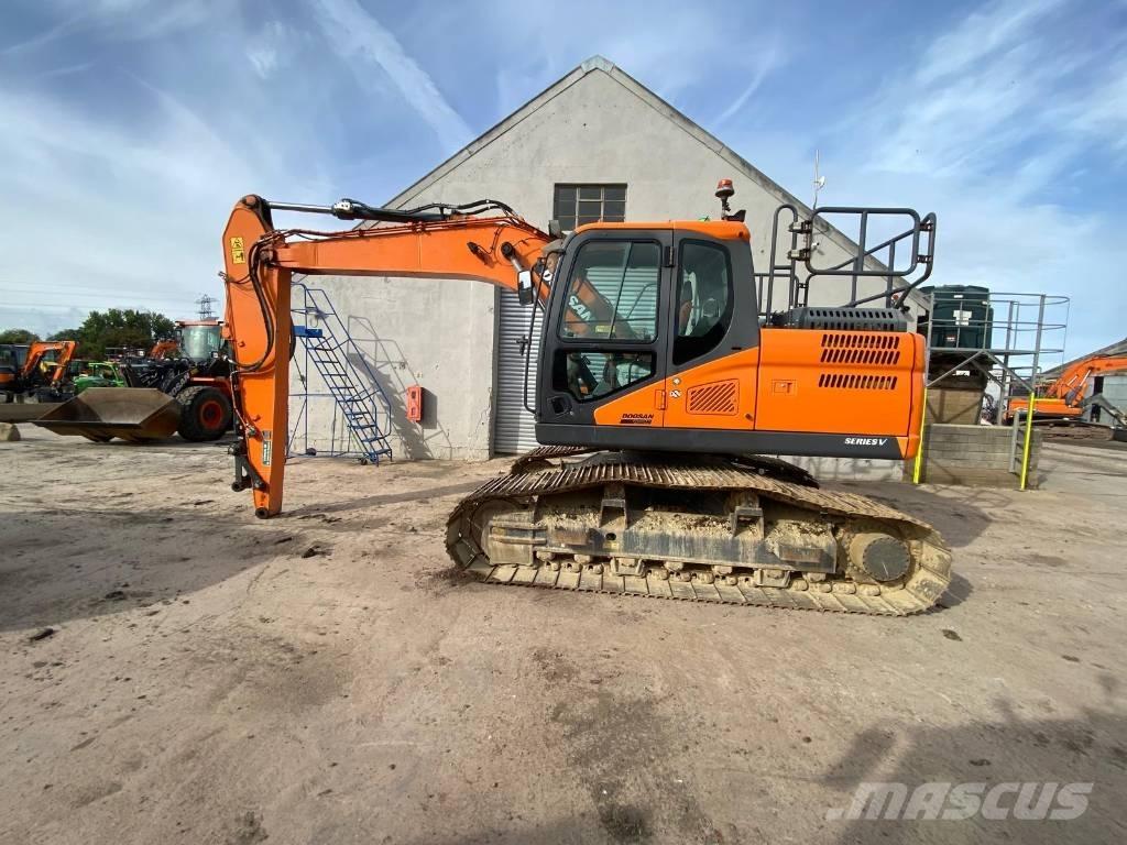 Doosan DX 160 LC Bageri gusjeničari