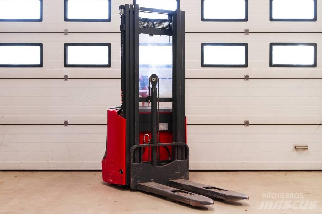 Linde L 12 Ručni električni viličar