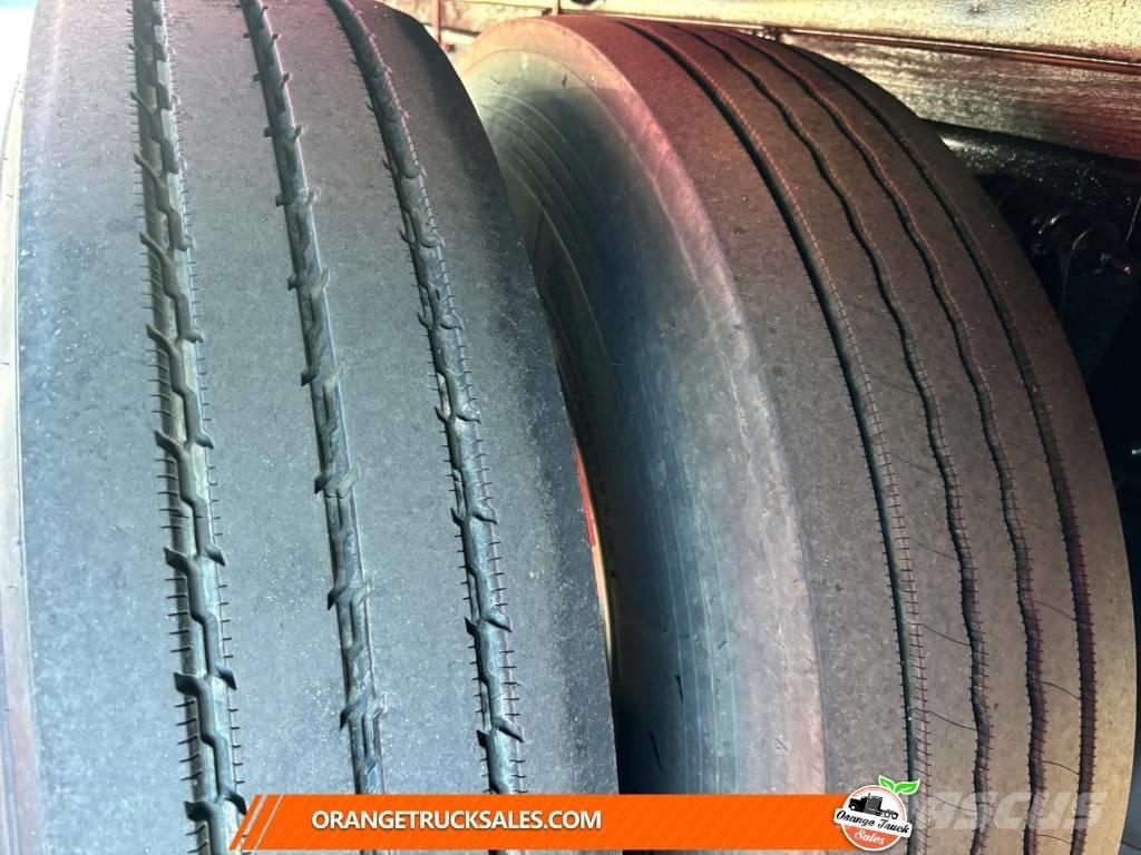 Freightliner M2 Sanduk kamioni