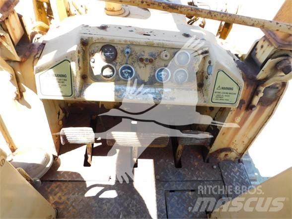 CAT 941B Utovarivači gusjeničari