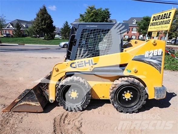 Gehl R260 Skid steer mini utovarivači
