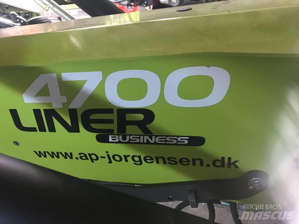 CLAAS Liner 4700 Okretači i sakupljači sijena