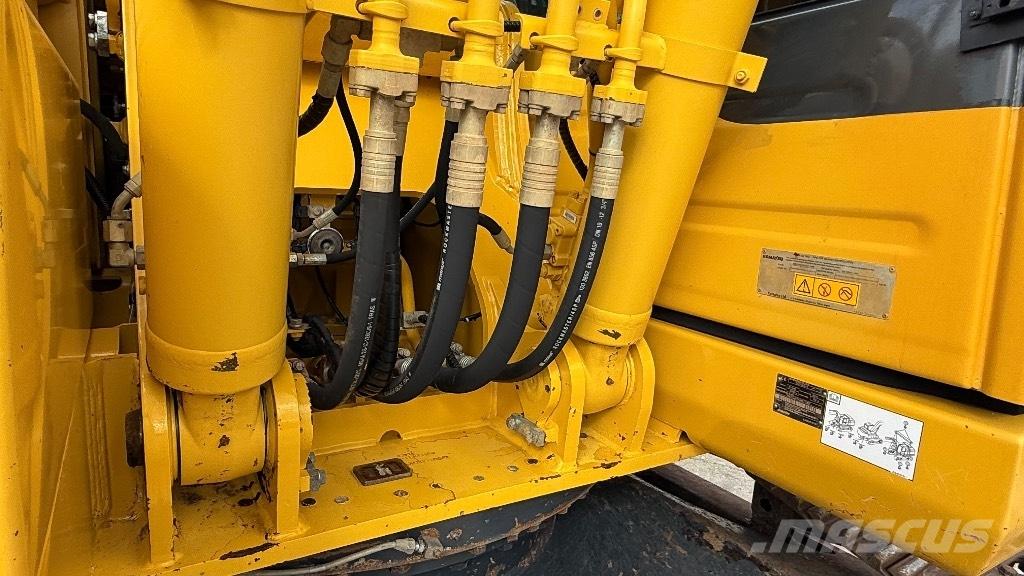 Komatsu PC 210 LC-11 Bageri gusjeničari