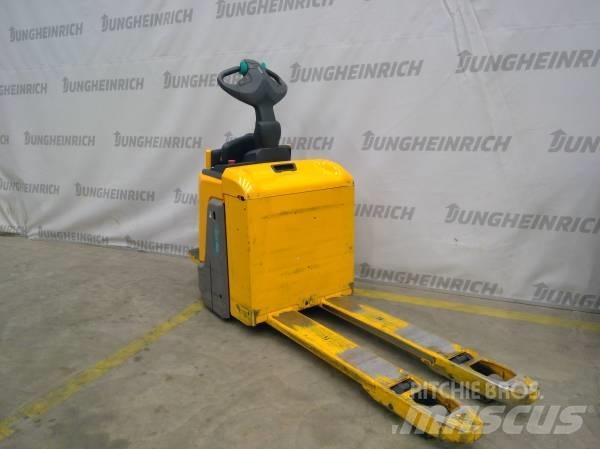 Jungheinrich ERE 225 Nisko podizni električni viličar sa platformu