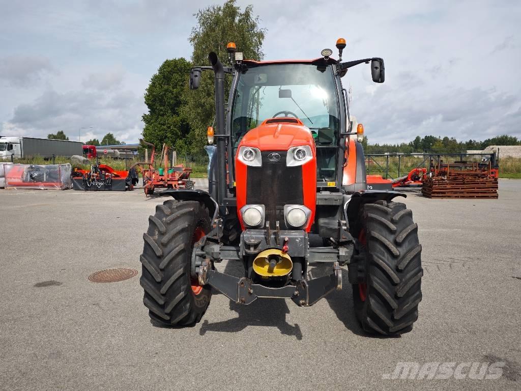 Kubota M135GX-II Traktori