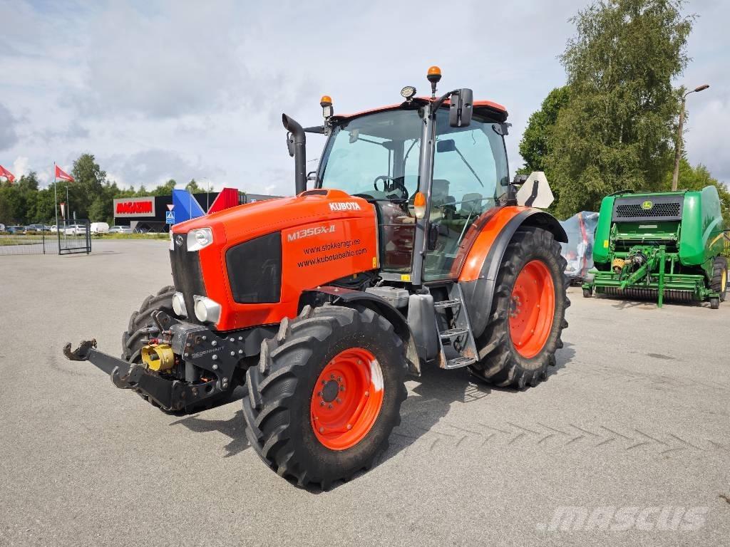 Kubota M135GX-II Traktori