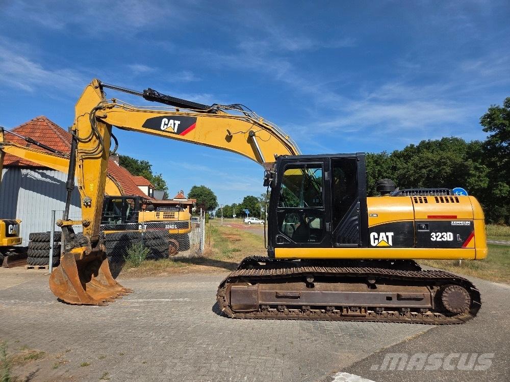 CAT 323DL Bageri gusjeničari