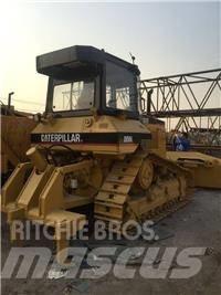 CAT D 5 N Buldožeri gusjeničari