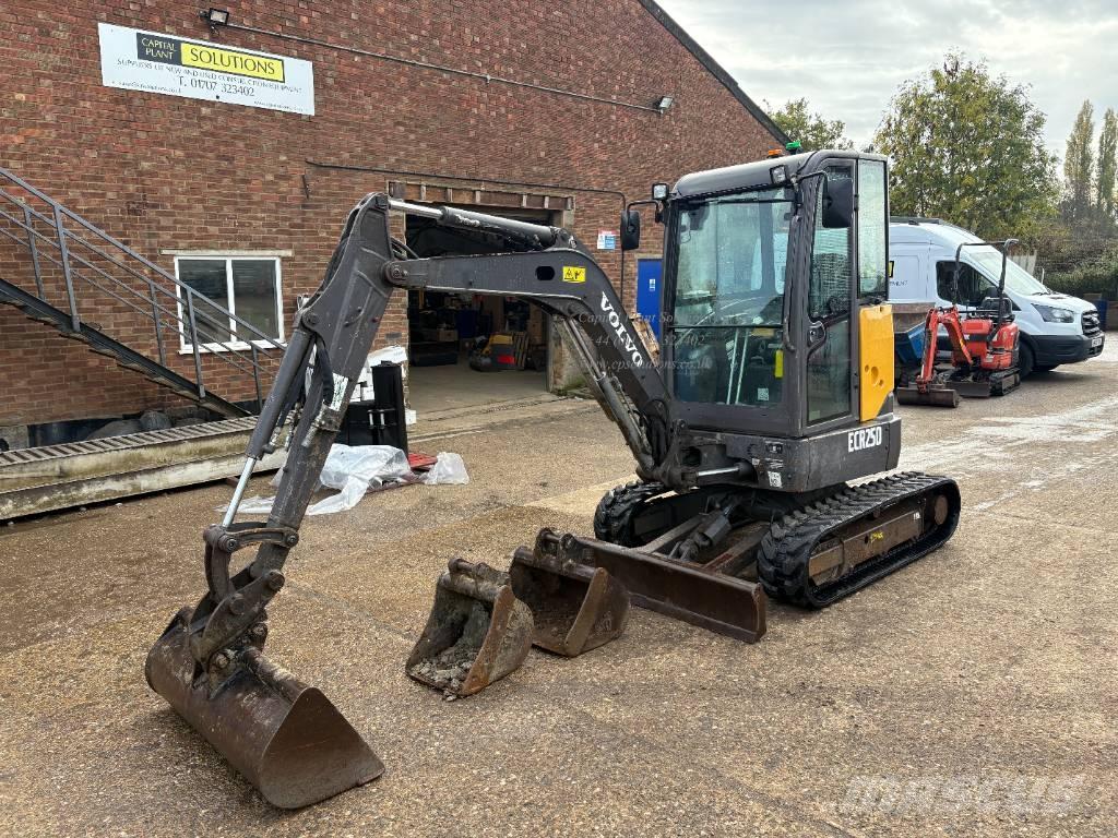 Volvo ECR 25 D Mini bageri <7t