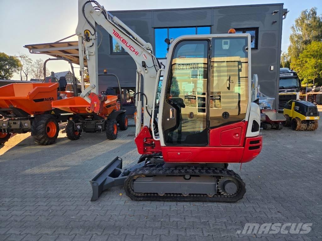 Takeuchi TB230 + HS03 Mini bageri <7t