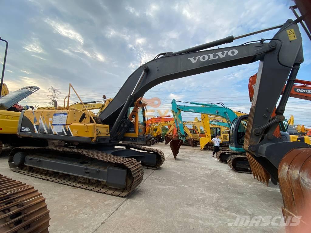 Volvo EC 240 B LC Bageri gusjeničari