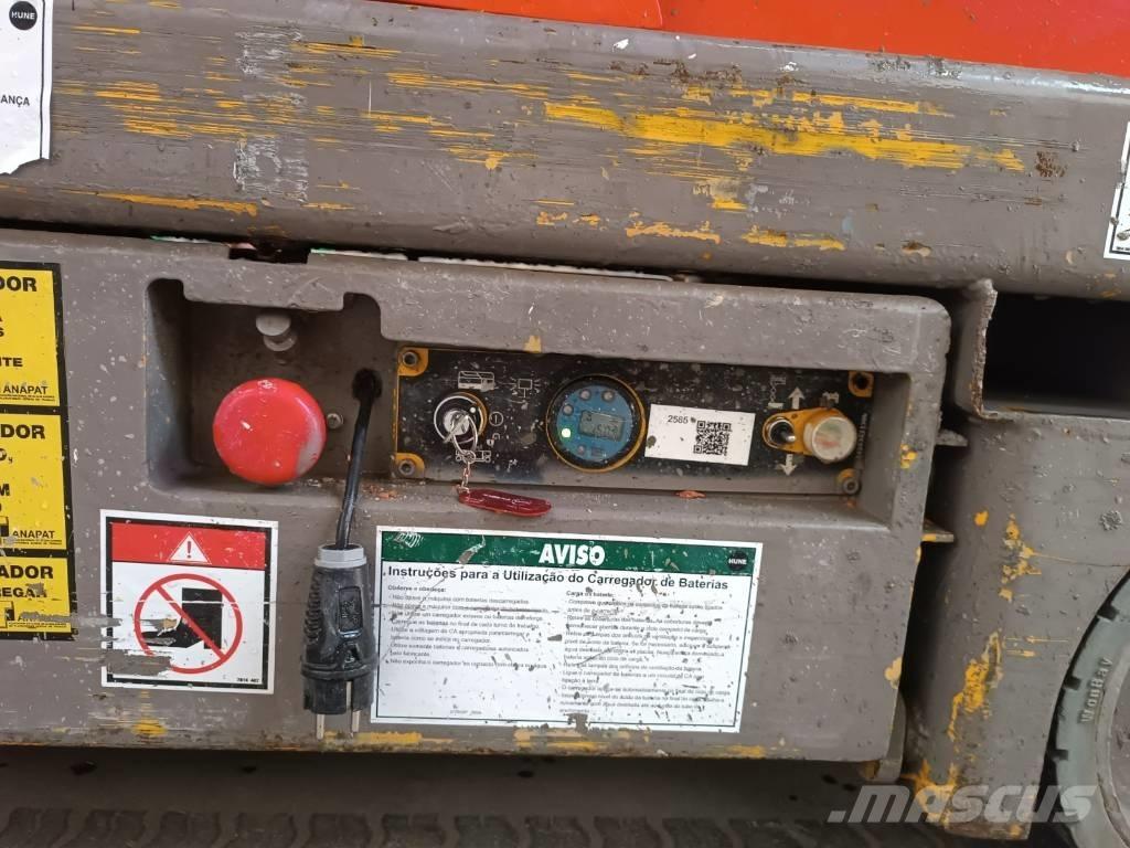 Haulotte Optimum  8 Škaraste platforme