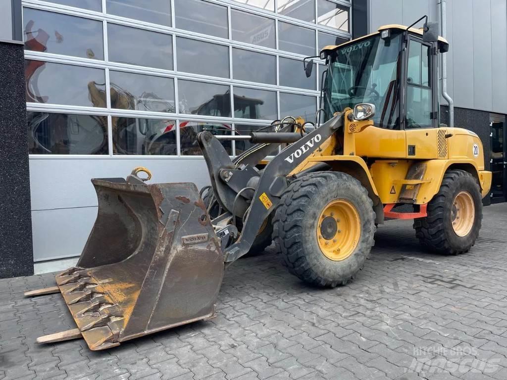 Volvo L30G Utovarivači na kotačima