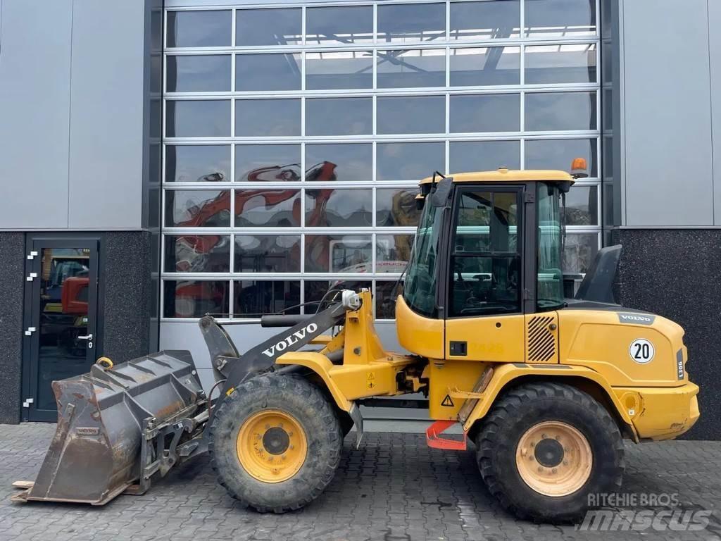 Volvo L30G Utovarivači na kotačima