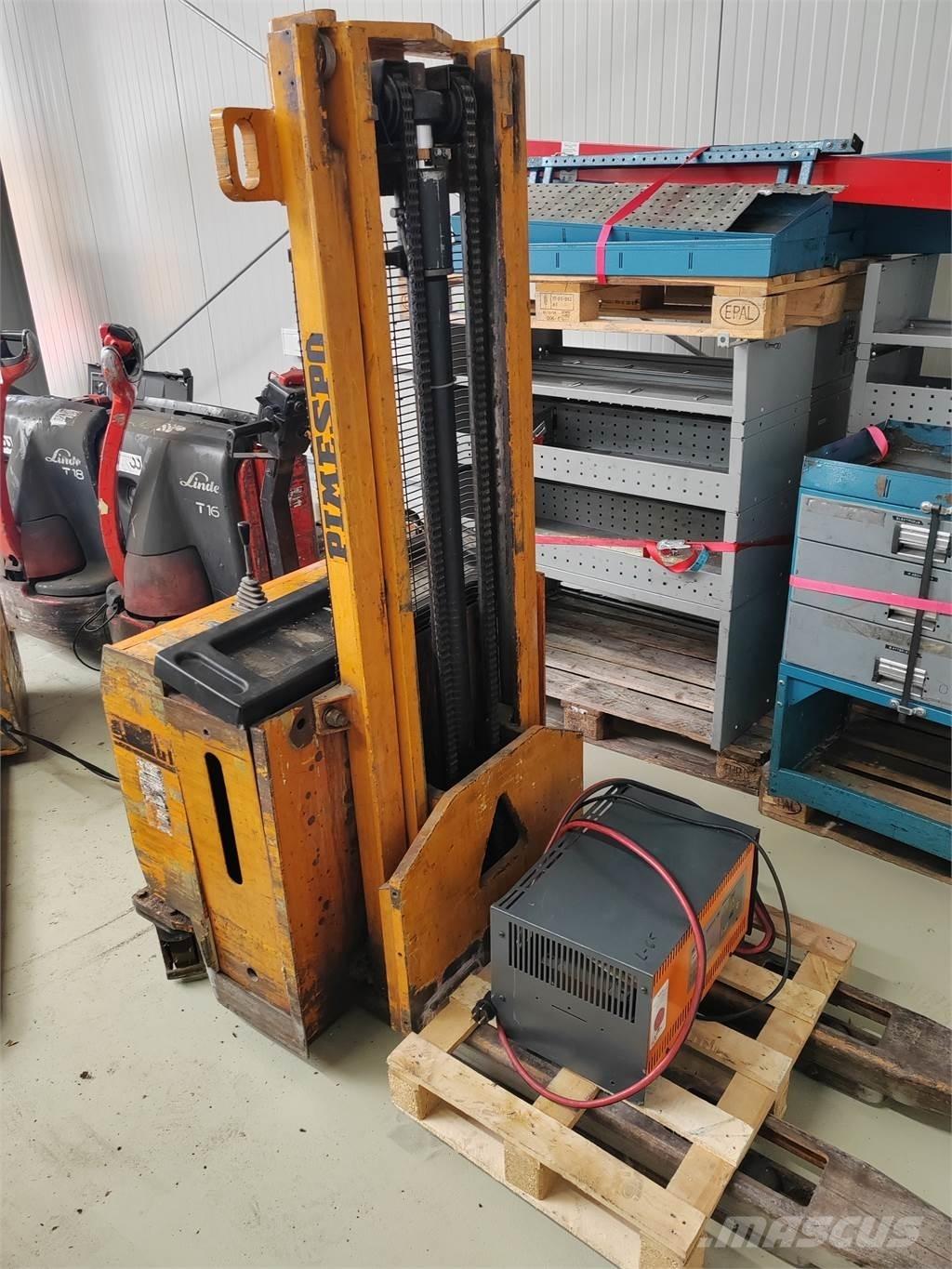OM CT 13 Ručni električni viličar
