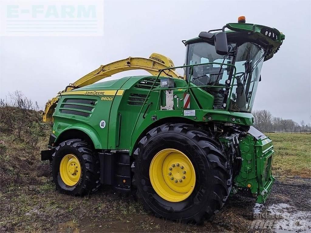 John Deere 8600i Strojevi za krmu na vlastiti pogon