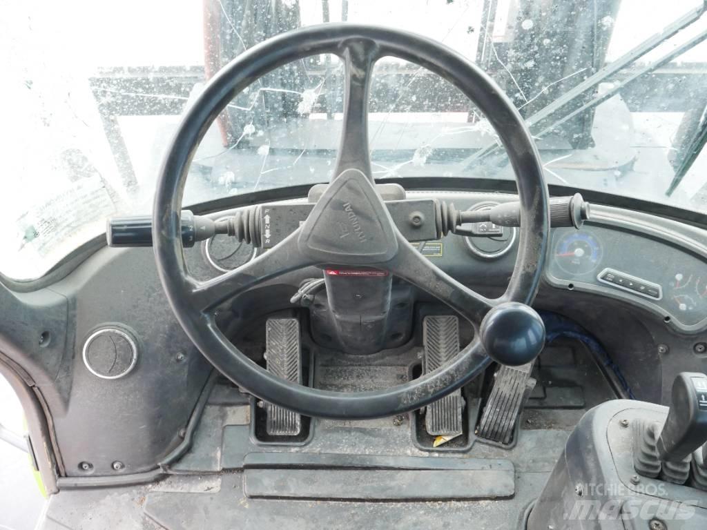 Hyundai 50 D-9 Dizelski viličari