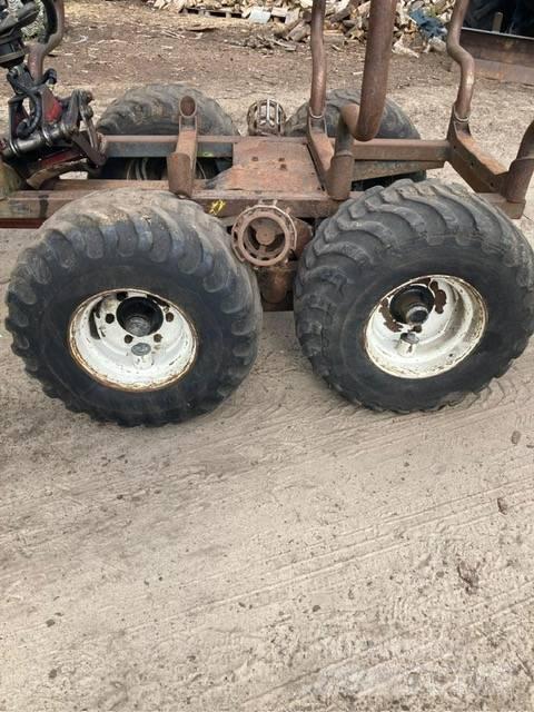 Vimek 606TT Forvarderi
