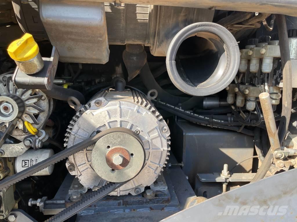 Vögele SUPER 800-3I Asfaltni finišeri