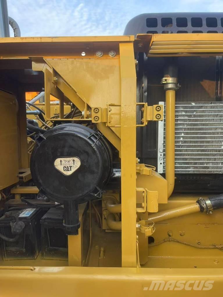 CAT 320 B Bageri gusjeničari