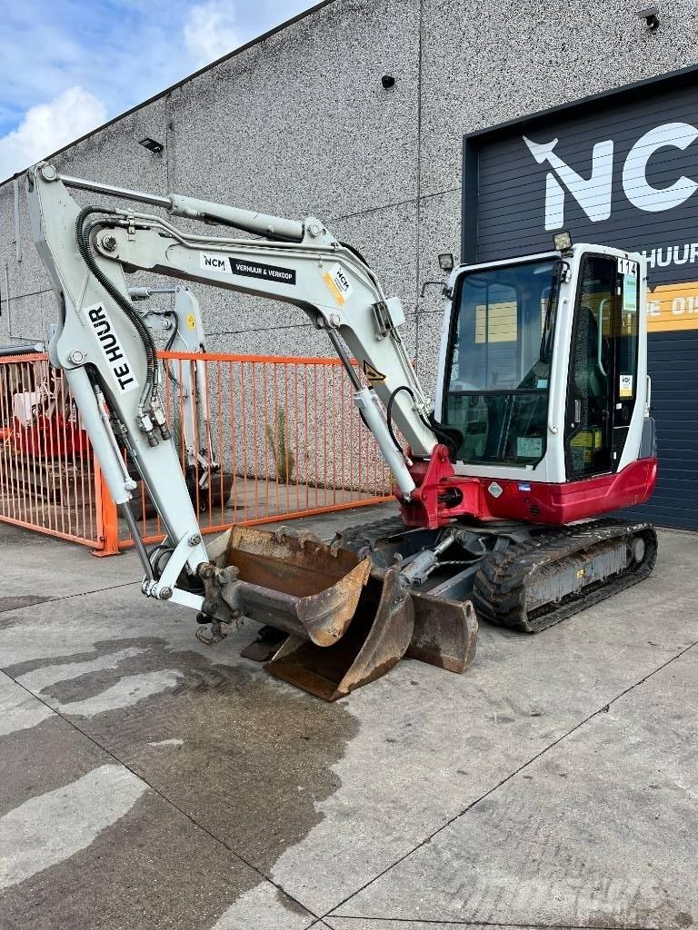 Takeuchi TB 235 Mini bageri <7t
