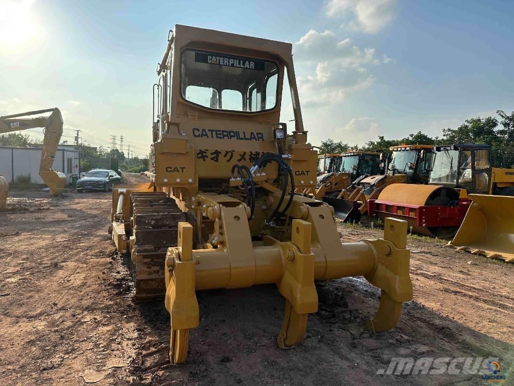 CAT D 7 G Buldožeri gusjeničari