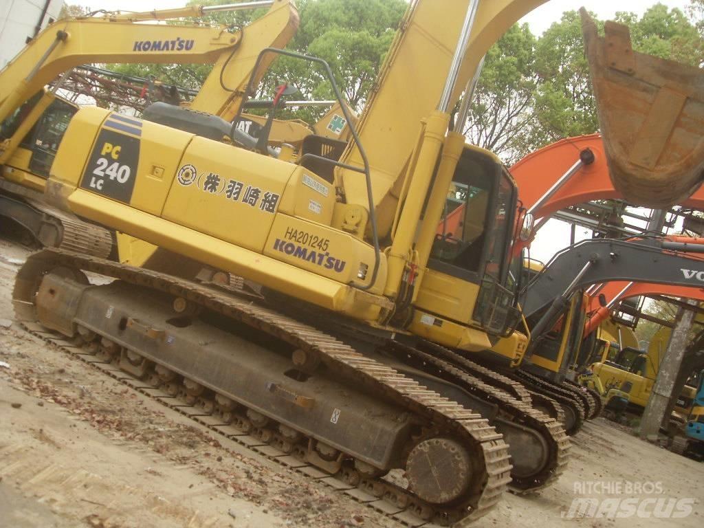 Komatsu PC240 Bageri gusjeničari