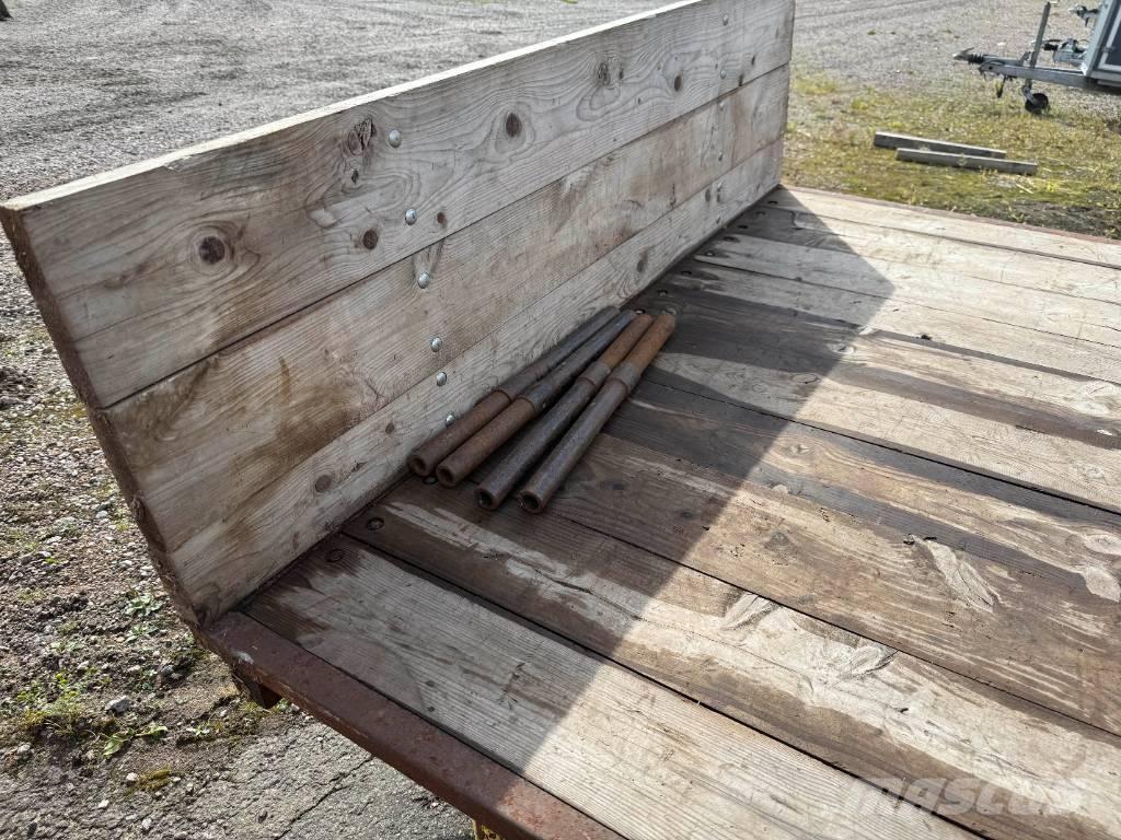 Skogskärra med flak Ostale prikolice