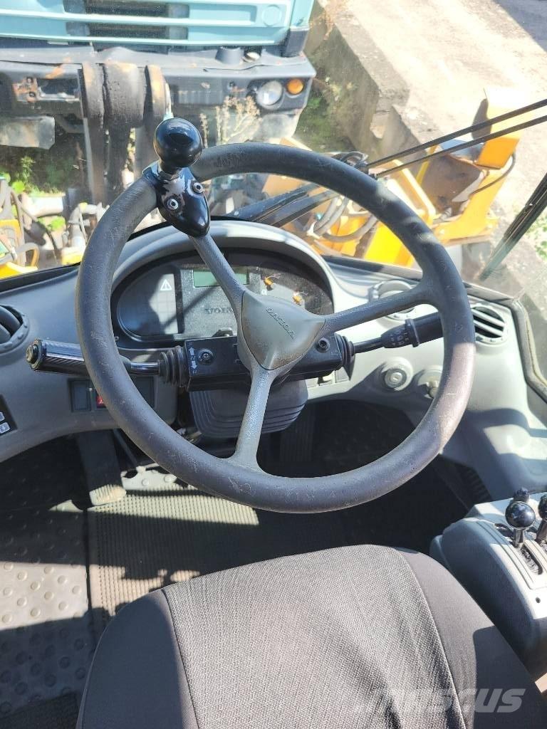 Volvo L 70 E Utovarivači na kotačima