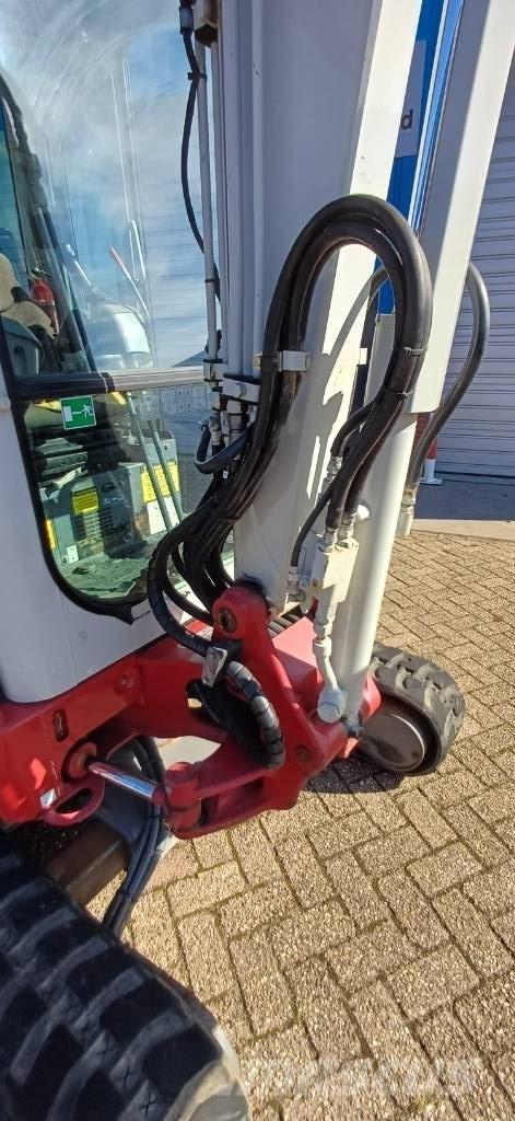 Takeuchi TB 225 Mini bageri <7t