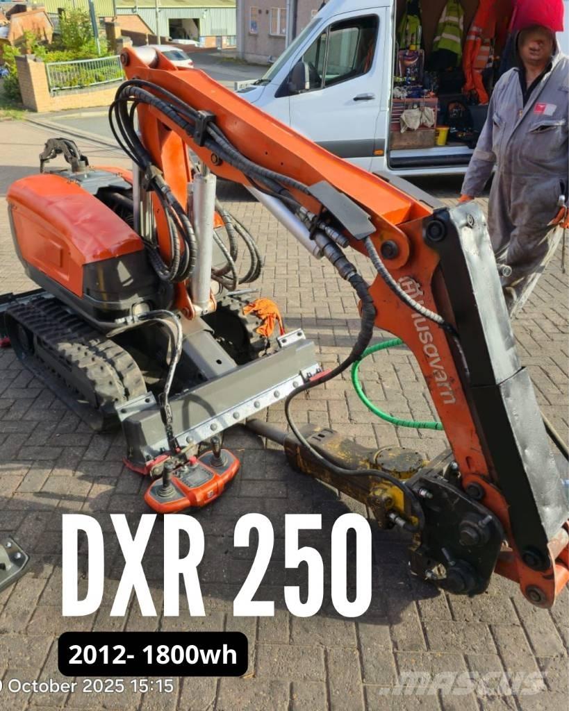 Husqvarna DXR 250 Bageri za rušenje