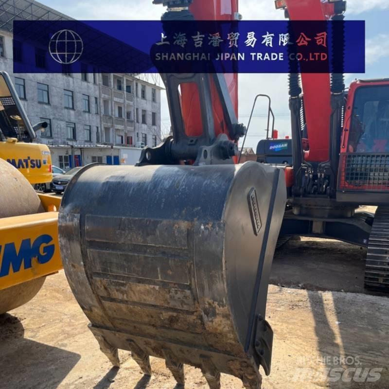 Doosan DX 225 Bageri gusjeničari