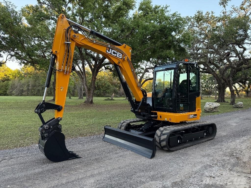 JCB 85 Z-2 Bageri gusjeničari