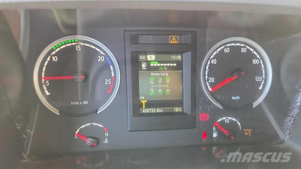 Scania P320 6X2*4 Kamioni s ravnim pločom / vitlom