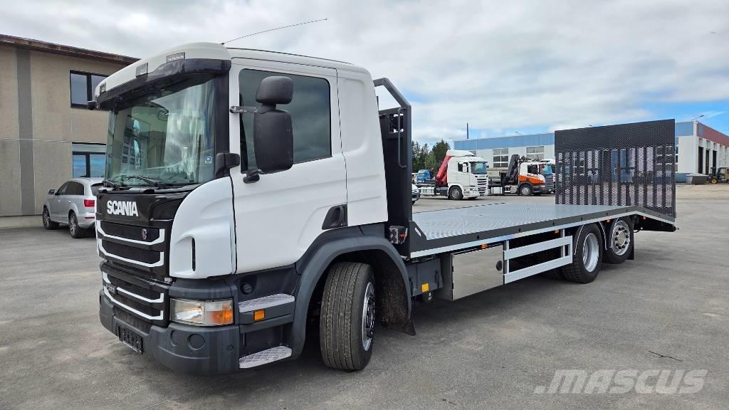 Scania P320 6X2*4 Kamioni s ravnim pločom / vitlom