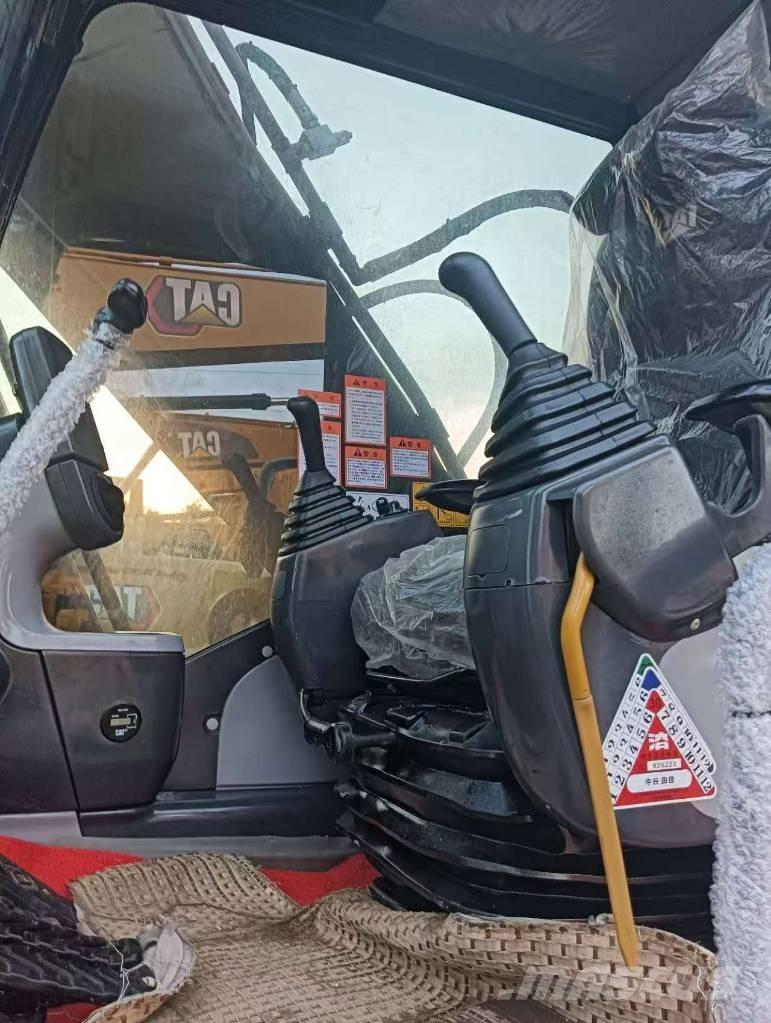 CAT 324 D2 L Bageri gusjeničari