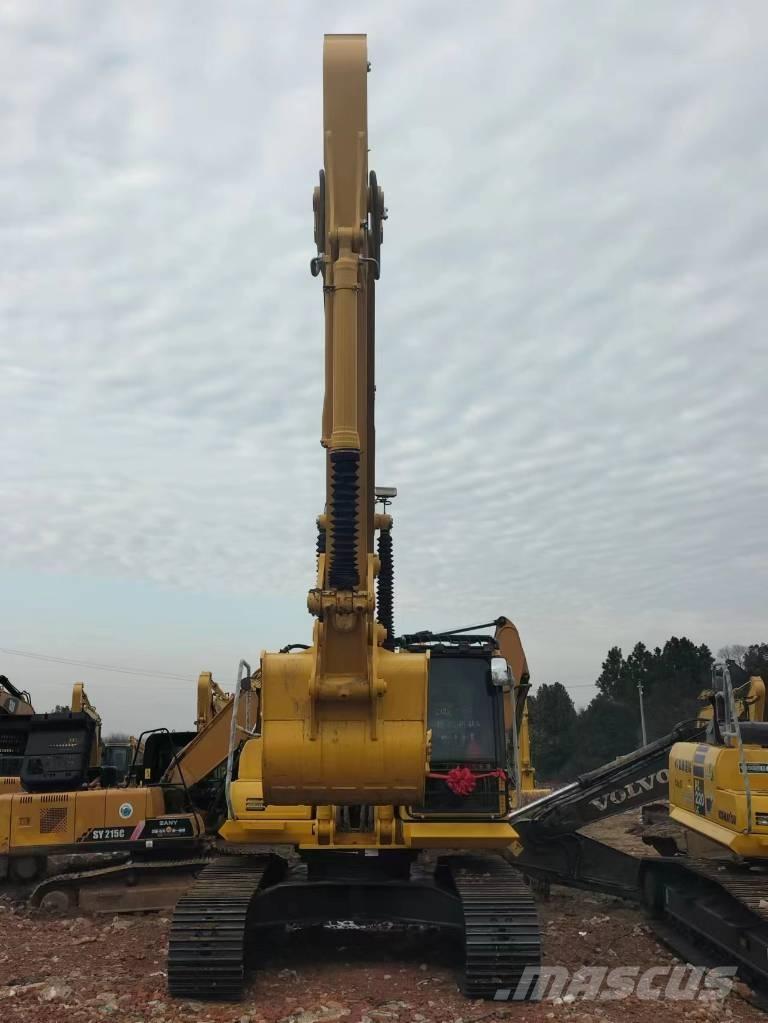 Komatsu PC 200-8 Bageri gusjeničari
