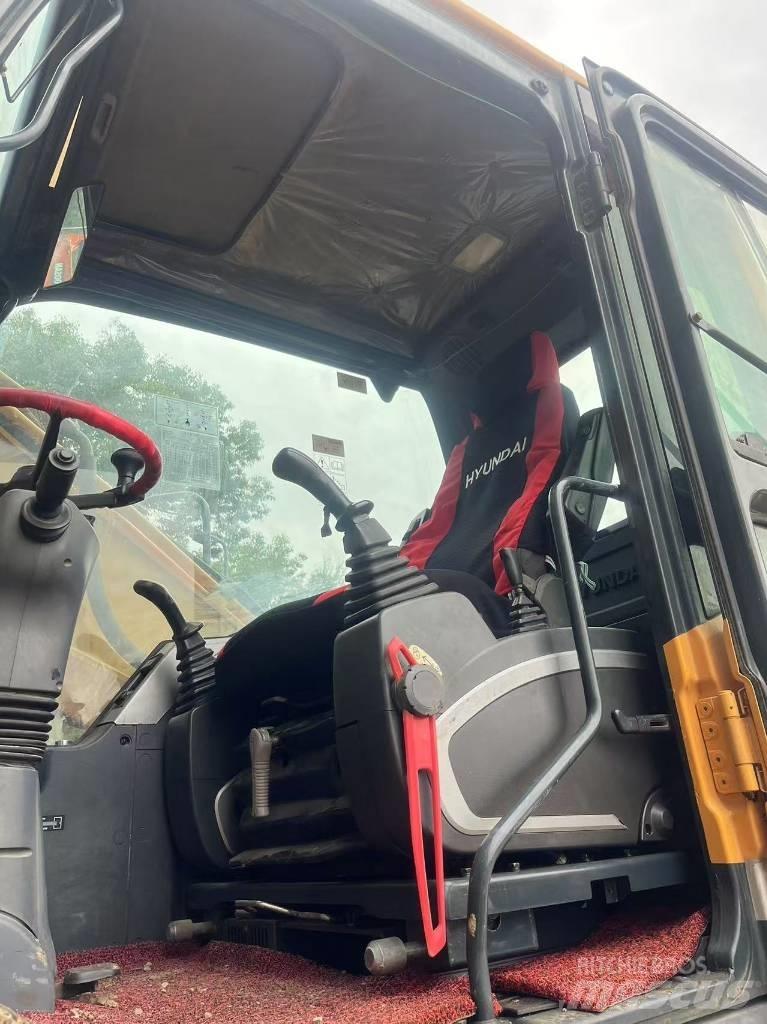 Hyundai R210W-9 Bageri na kotačima