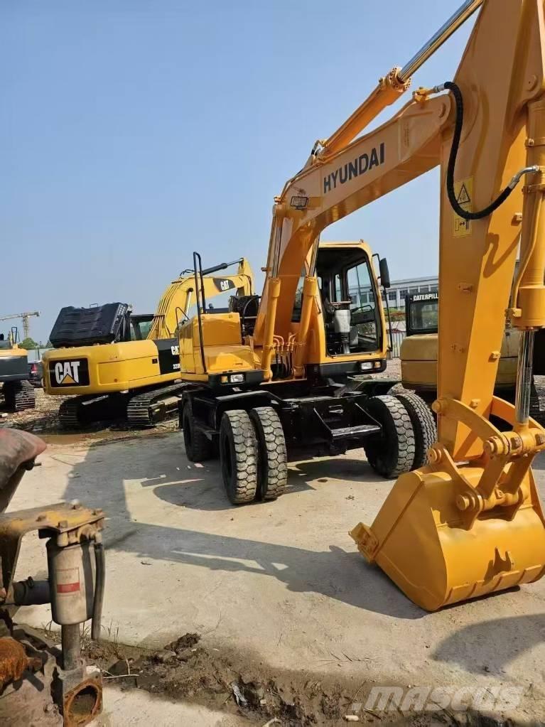 Hyundai HW 150 Bageri na kotačima