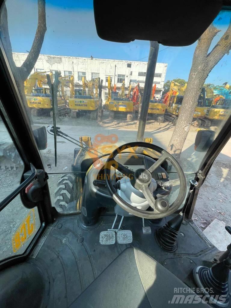 JCB 3 CX Utovarni rovokopači