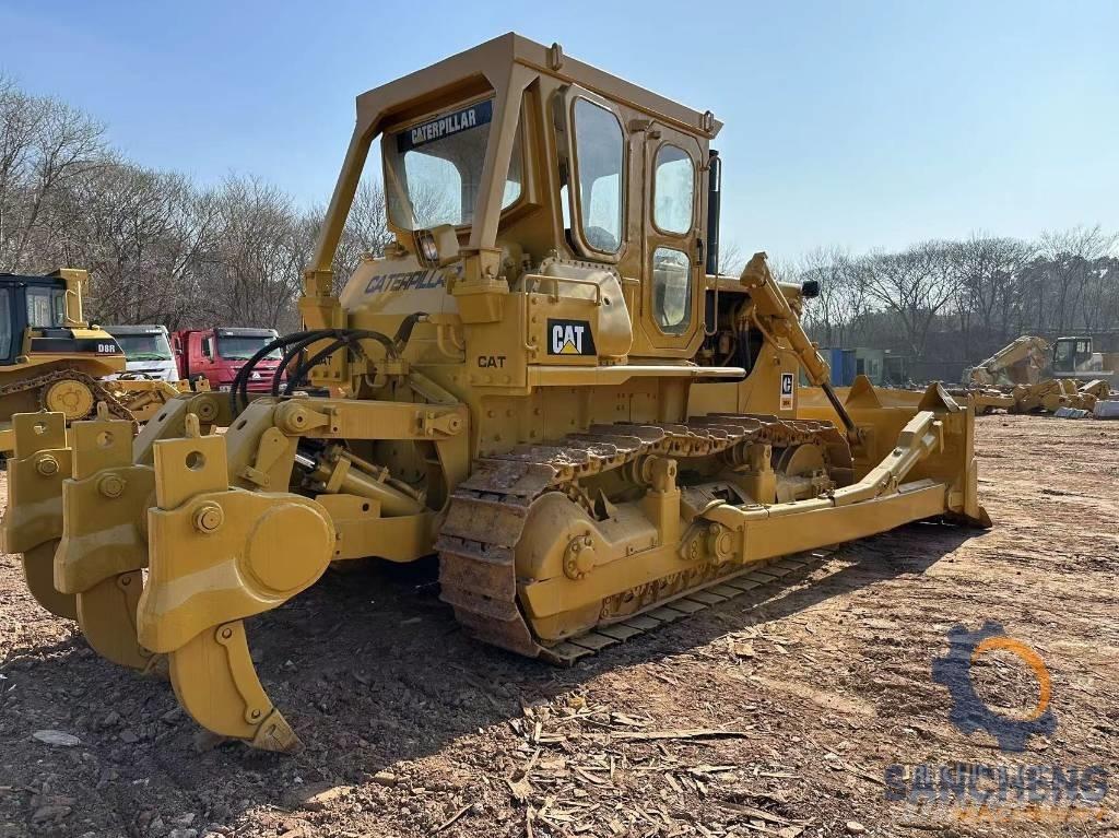 CAT D 8 K Buldožeri gusjeničari