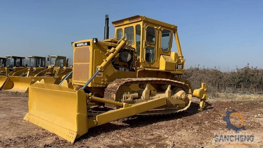 CAT D 8 K Buldožeri gusjeničari