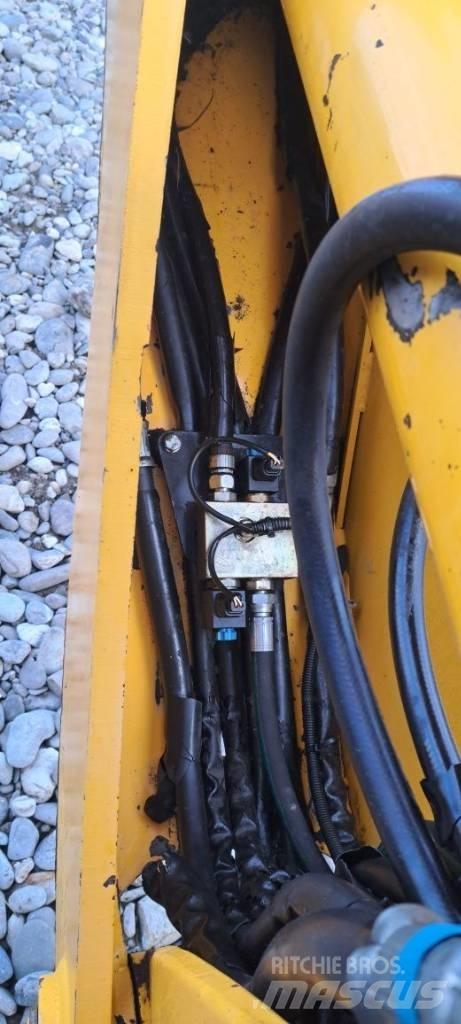 JCB 3 CX Utovarni rovokopači