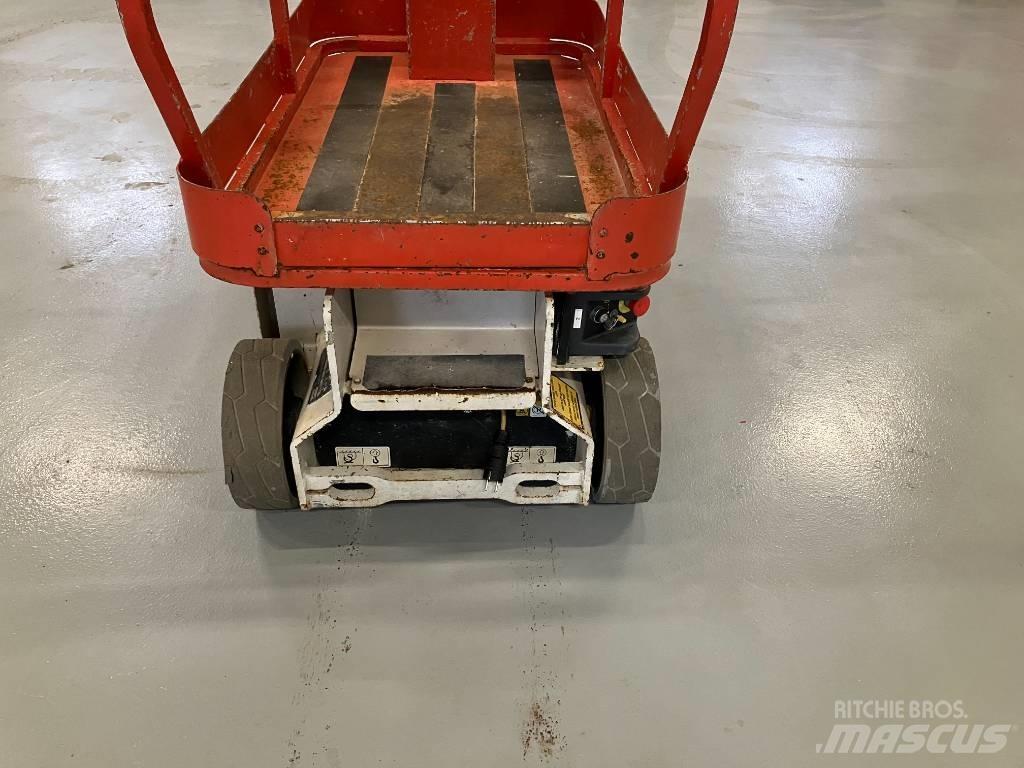 JLG 1230 ES Vertikalne radne podizne platforme