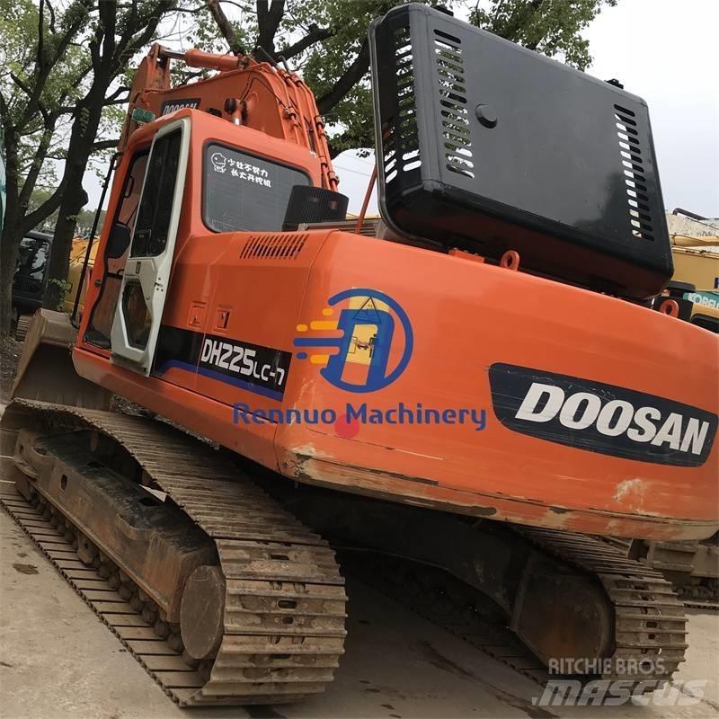 Doosan DH225LC-7 Bageri gusjeničari