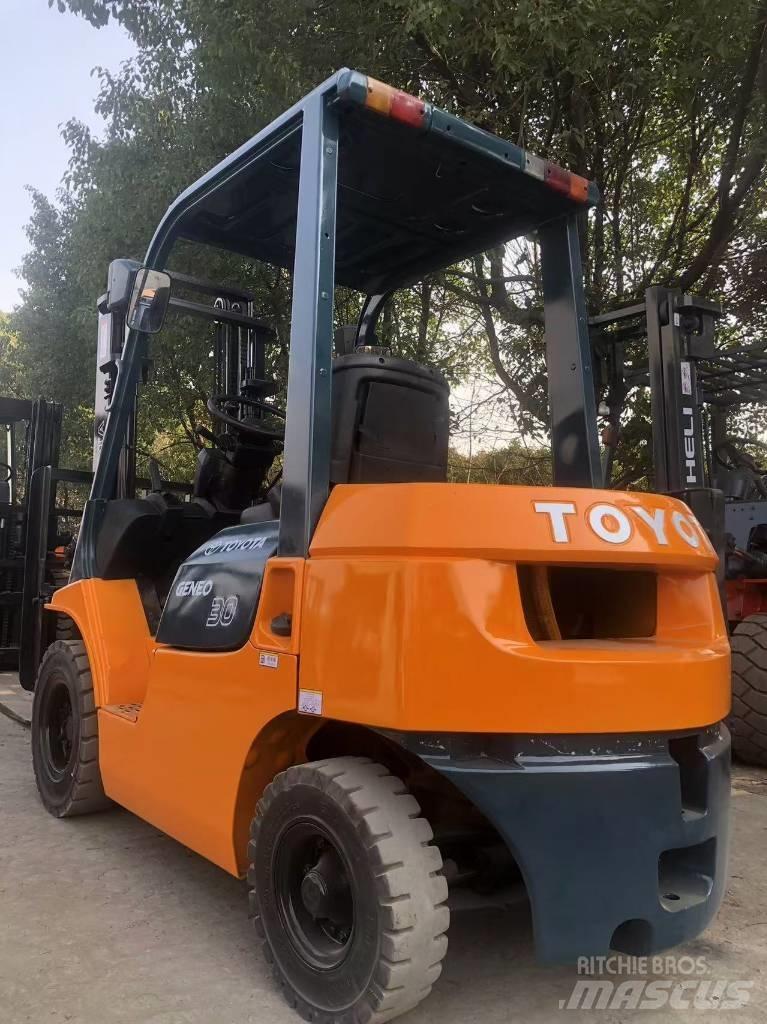 Toyota FD 30 Dizelski viličari