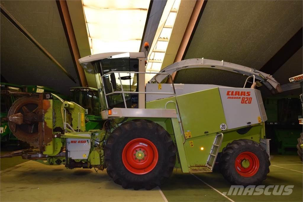 CLAAS Jaguar 820 Strojevi za krmu na vlastiti pogon